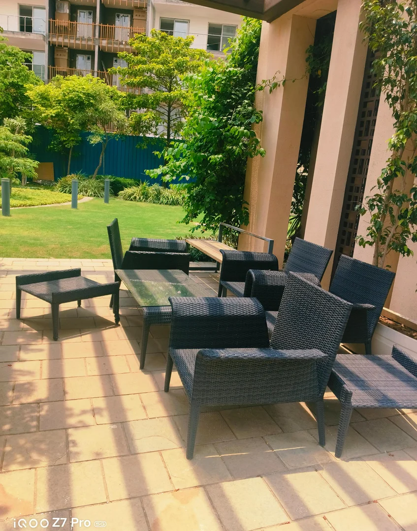 Mahindra Luminare landscape 2