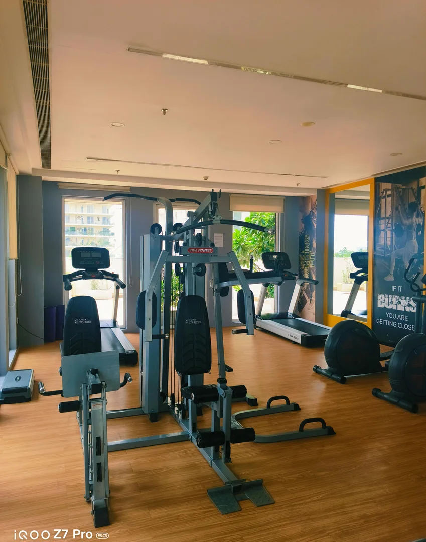 Mahindra Luminare amenities